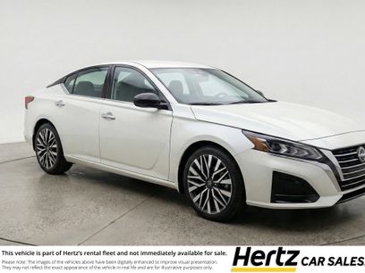 Used 2025 Nissan Altima 2.5 SV