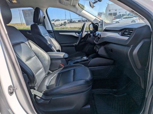 Used 2022 Ford Escape SEL w/ Technology Package FWD image 21