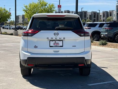 New 2026 Nissan Rogue SV AWD/4WD image 5