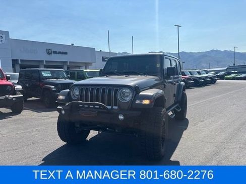 Used 2018 Jeep Wrangler Unlimited Sahara w/ Cold Weather Group AWD/4WD image 2