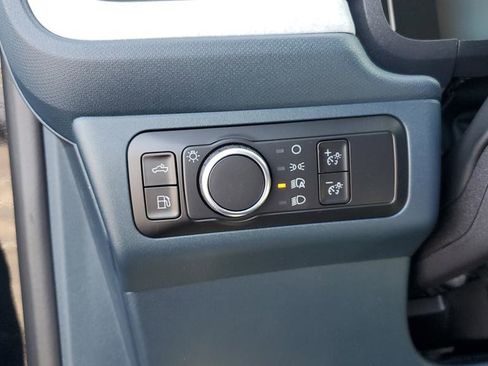 New 2025 Ford Maverick XLT w/ XLT Luxury Package image 28