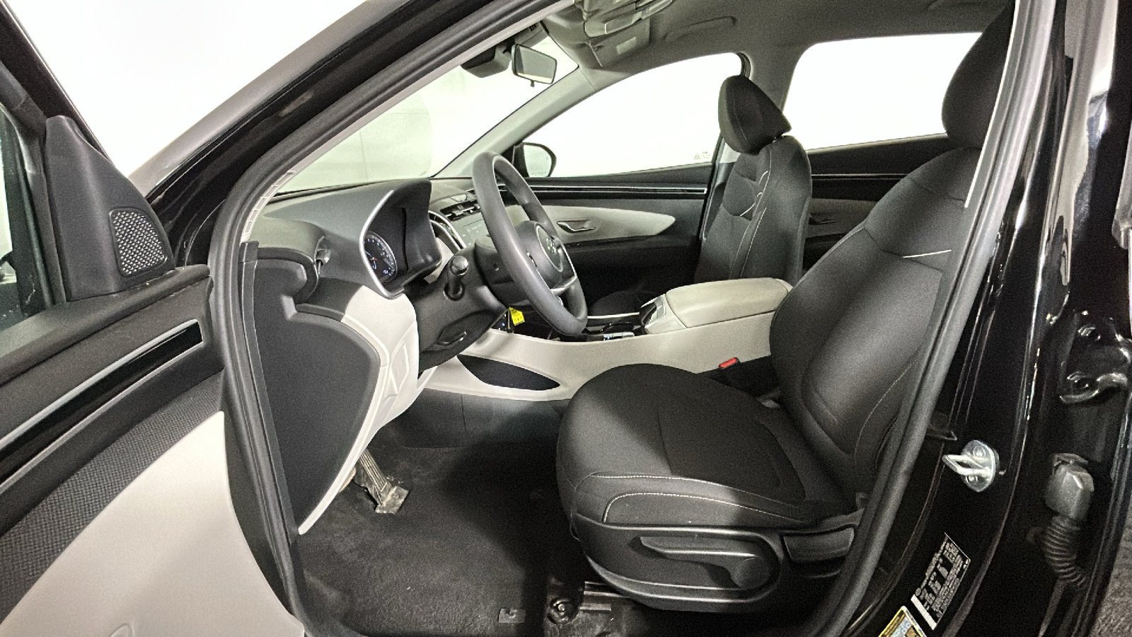 Certified 2024 Hyundai Tucson SE FWD image 15