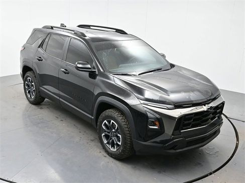 Used 2026 Chevrolet Equinox ACTIV w/ Convenience Package III image 35