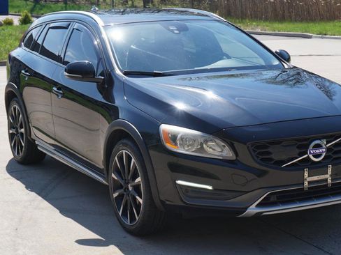 Used 2016 Volvo V60 T5 Cross Country w/ Convenience Package AWD/4WD image 7