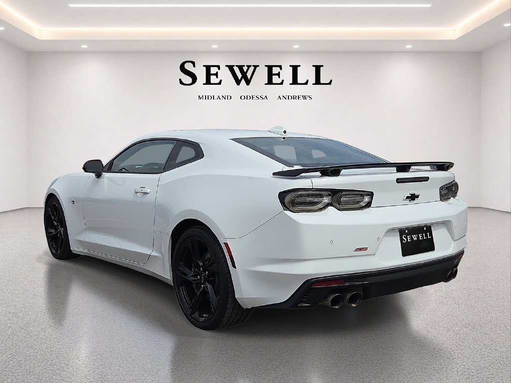 Used 2020 Chevrolet Camaro SS RWD image 3