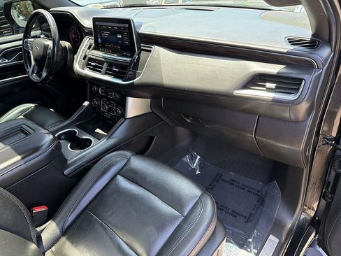 Used 2021 Chevrolet Tahoe Z71 w/ Z71 Off-Road Package AWD/4WD image 29