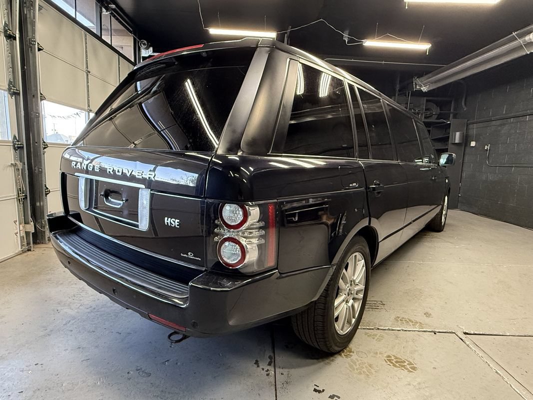 Used 2012 Land Rover Range Rover HSE AWD/4WD image 3