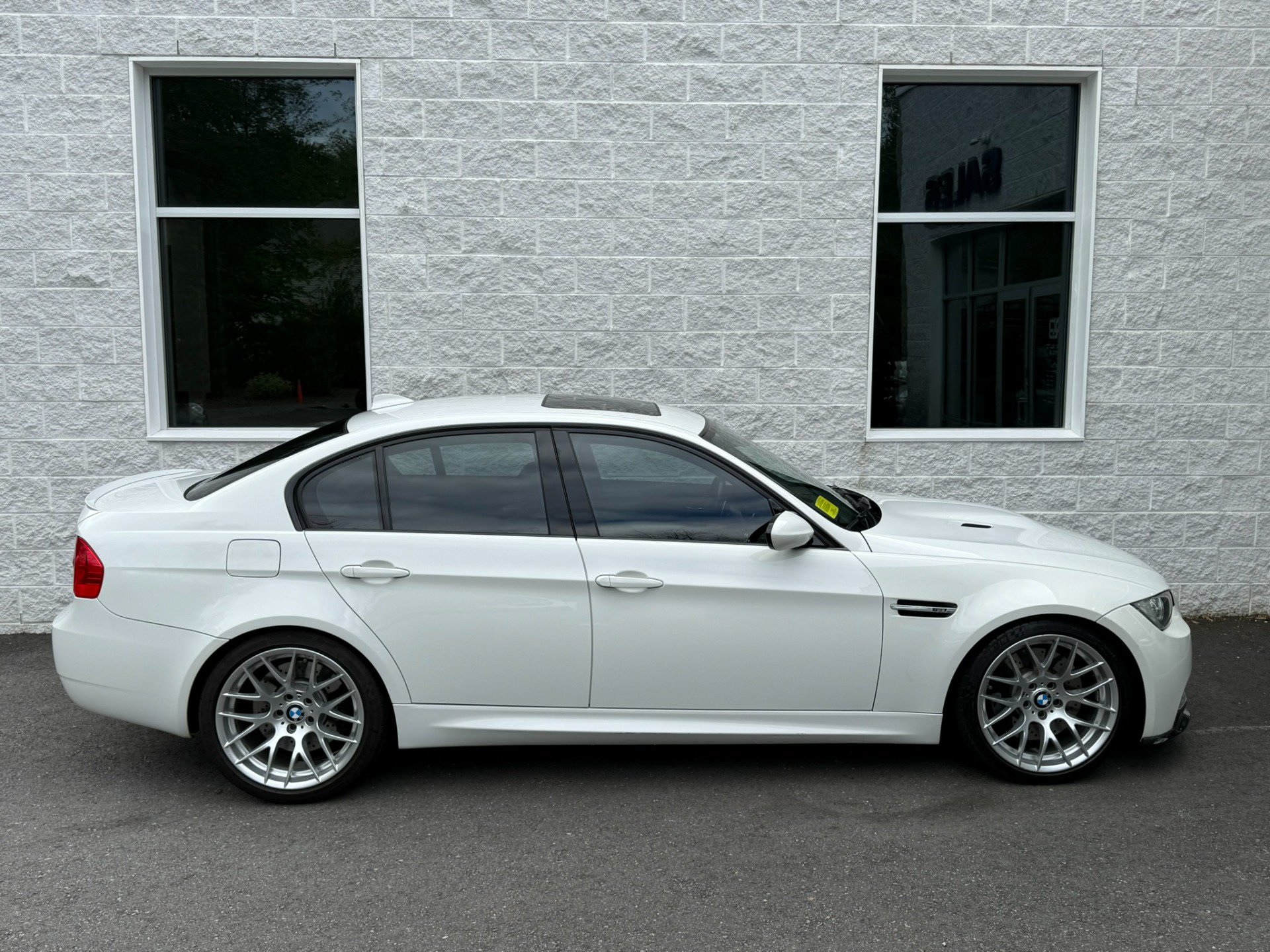 Used 2011 BMW M3 Sedan RWD image 21