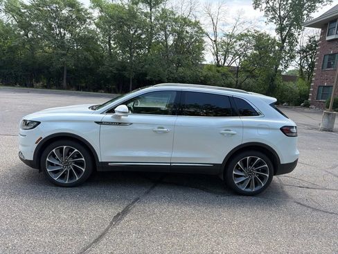 Used 2022 Lincoln Nautilus Reserve w/ Equipment Group 201A AWD/4WD image 25