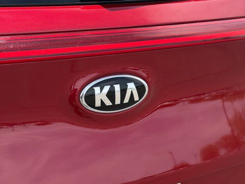 Used 2020 Kia Sportage S FWD image 25