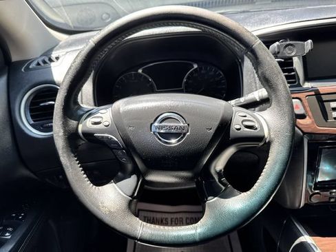 Used 2014 Nissan Pathfinder SL AWD/4WD image 25