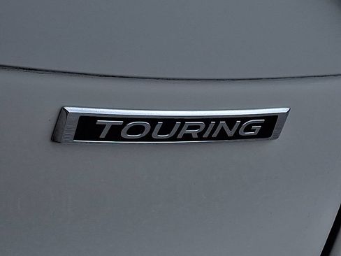 Used 2025 Subaru Forester Touring AWD/4WD image 32