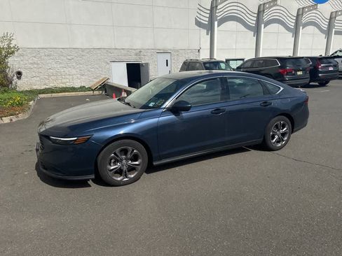 Used 2023 Honda Accord EX image 5
