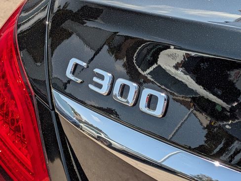 Used 2021 Mercedes-Benz C 300 Sedan image 31