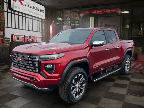 New 2026 GMC Canyon Denali AWD/4WD image 1