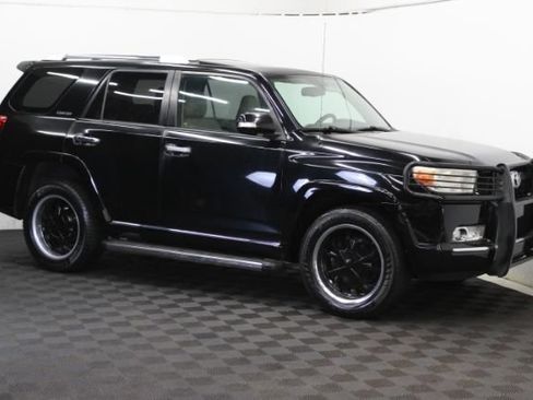 Used 2011 Toyota 4Runner Limited AWD/4WD image 3