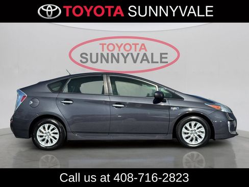 Used 2013 Toyota Prius Prime Plug-In Hybrid FWD image 9