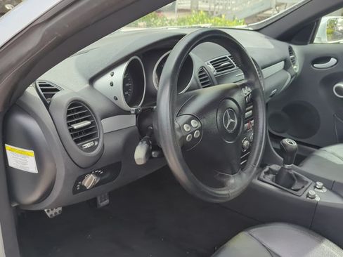 Used 2005 Mercedes-Benz SLK 350 image 14