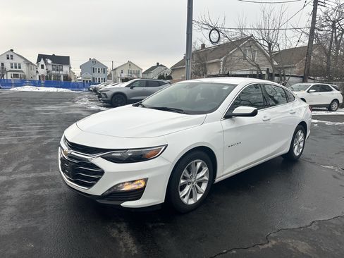 Used 2023 Chevrolet Malibu LT image 3