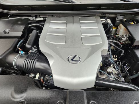 Used 2014 Lexus GX 460 image 34