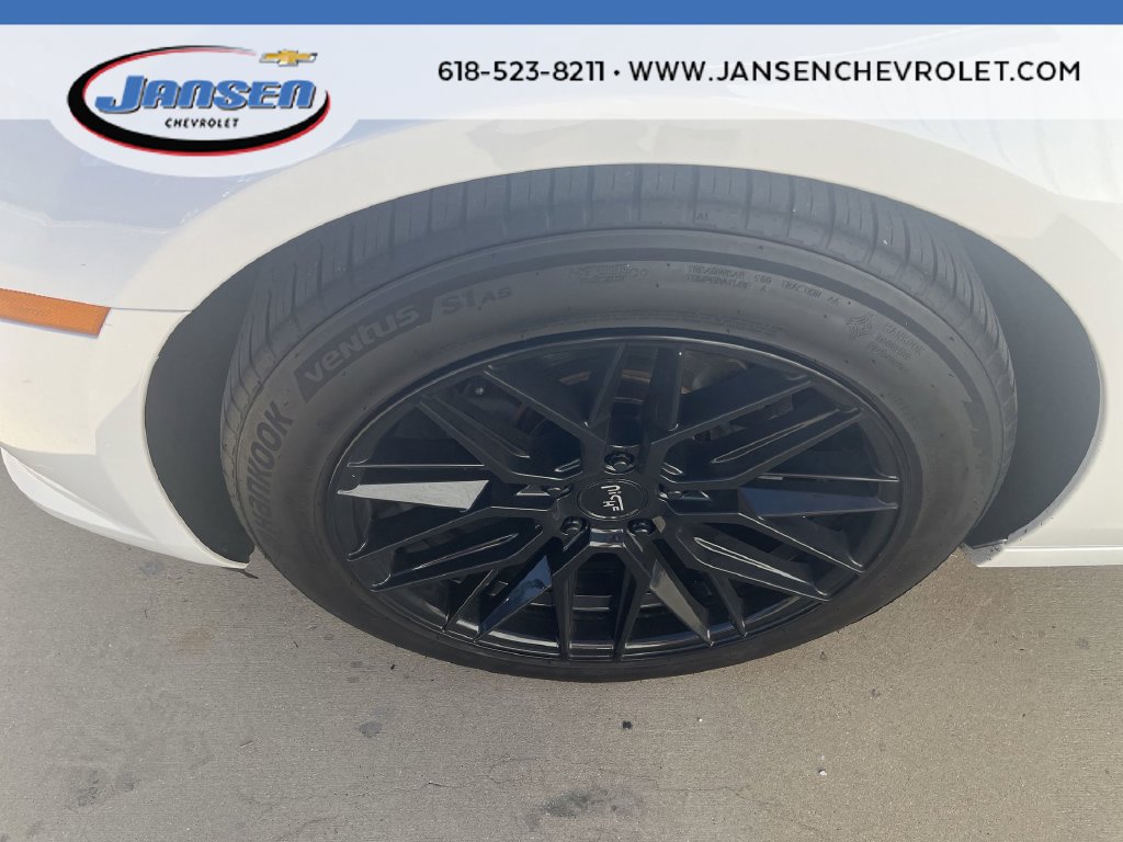 Used 2015 Chevrolet Camaro LT w/ 1LT Preferred Package RWD image 33