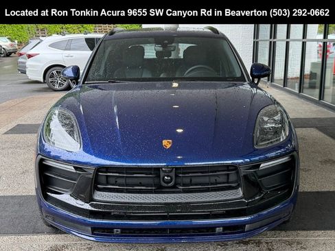 Used 2025 Porsche Macan Turbo AWD/4WD image 3