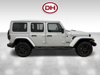 Used 2023 Jeep Wrangler Unlimited Sahara AWD/4WD video 2