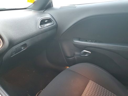 Certified 2022 Dodge Challenger GT image 23