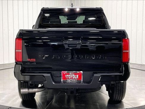 New 2026 Toyota Tacoma SR5 AWD/4WD image 4