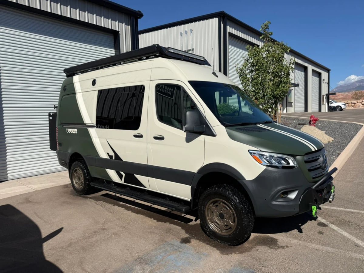 Used 2022 Mercedes-Benz Sprinter 2500 image 12