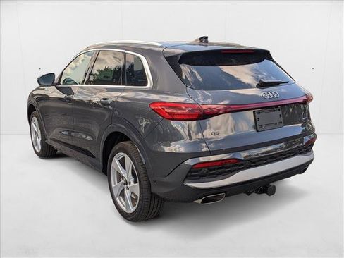 New 2025 Audi Q5 Premium Plus image 8