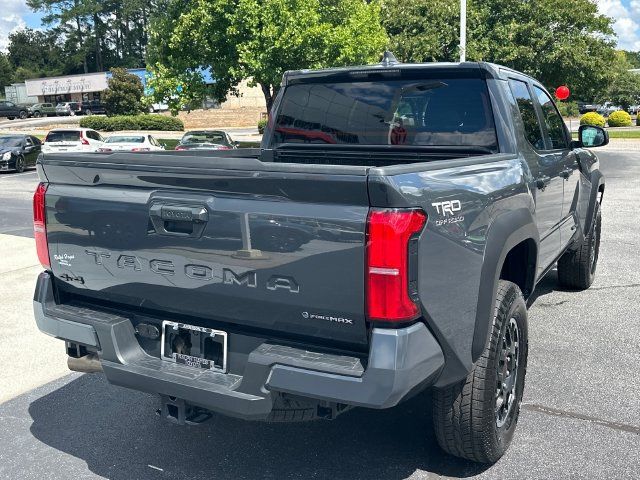 Used 2025 Toyota Tacoma TRD Off-Road AWD/4WD image 3