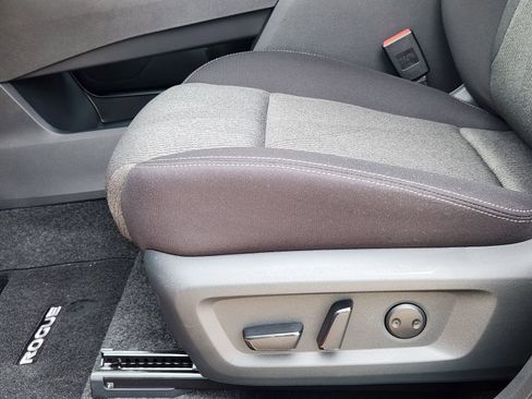 New 2026 Nissan Rogue SV image 21