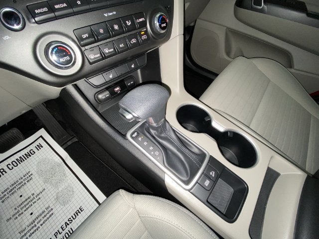 Used 2022 Kia Sportage LX w/ LX FWD Value Edition Package image 19