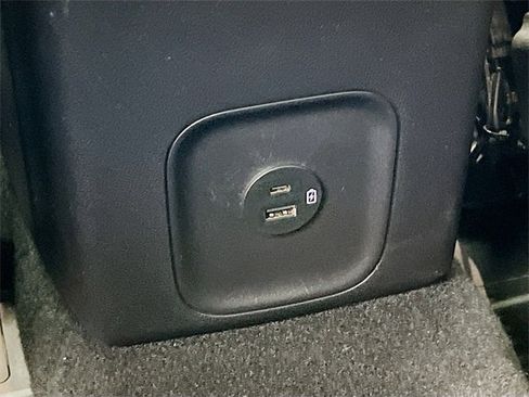 Used 2022 Ford Escape SEL image 33