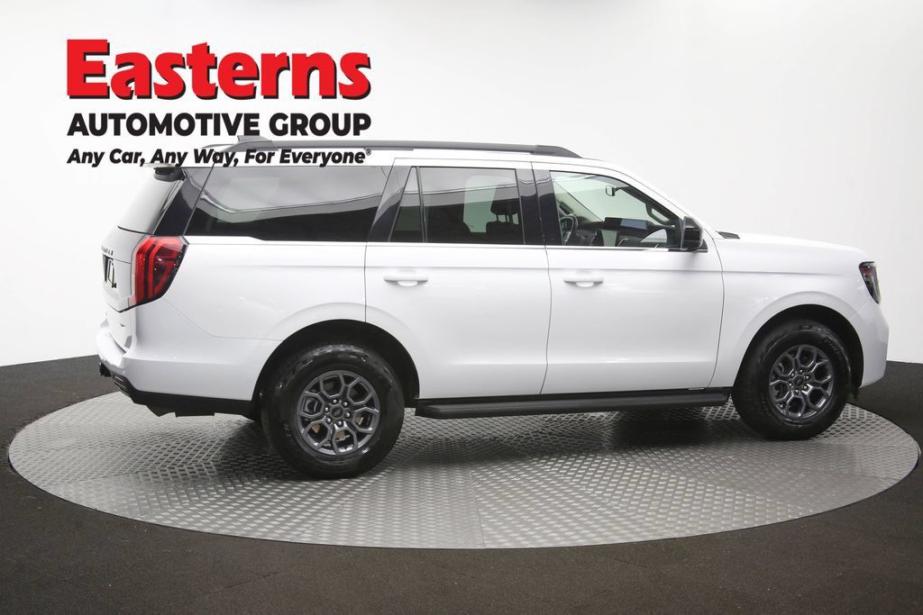Used 2025 Ford Expedition Active AWD/4WD image 43