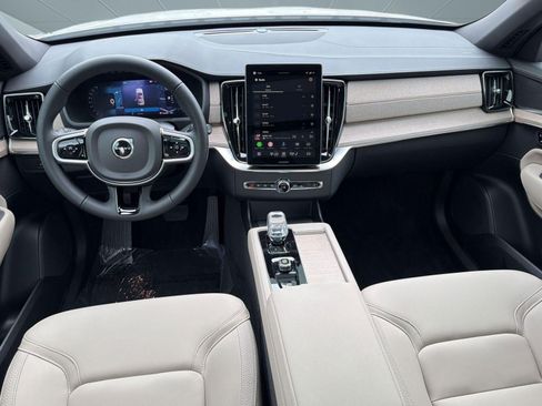 New 2026 Volvo XC90 B6 Plus AWD/4WD image 16