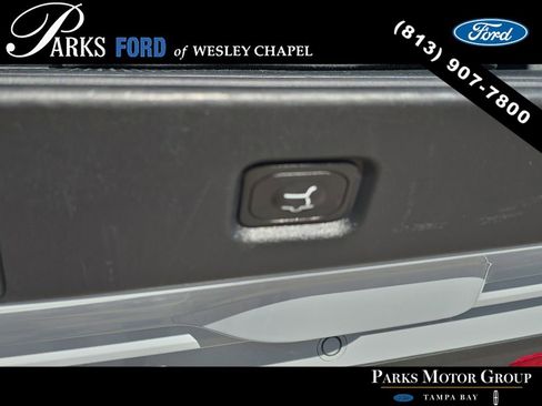 Certified 2025 Ford Expedition Platinum w/ Driver's Package image 9