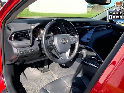 Used 2020 Toyota Camry XSE FWD image 14