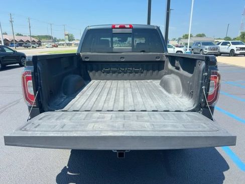 Used 2018 GMC Sierra 1500 Denali w/ Denali Ultimate Package AWD/4WD image 18