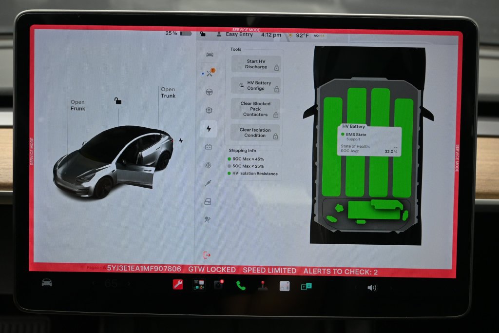 Used 2021 Tesla Model 3 Standard Range Plus RWD image 13