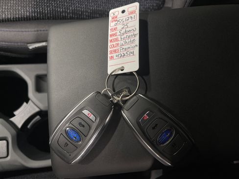 New 2025 Subaru Forester Premium image 24