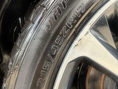 Used 2017 Toyota Corolla SE w/ Carpet Mat Package (TMS) image 27