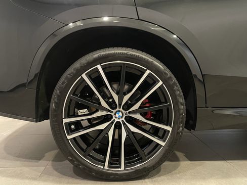 Certified 2024 BMW X5 xDrive40i w/ M Sport Package AWD/4WD image 9