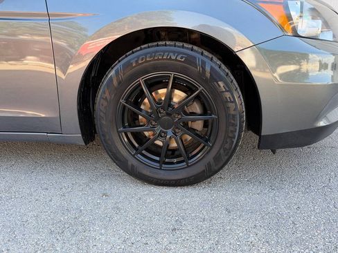 Used 2012 Honda Accord LX image 29