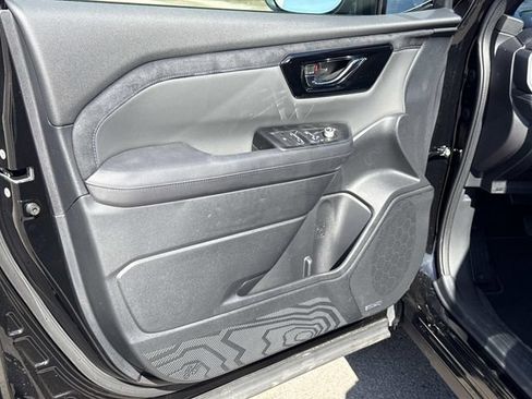 New 2026 Subaru Forester Limited AWD/4WD image 11