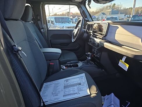 New 2026 Jeep Gladiator Sport image 11