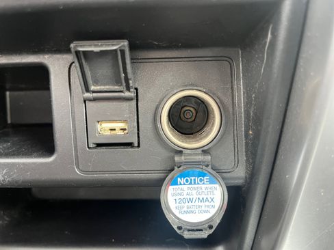 Used 2021 Toyota 4Runner SR5 Premium w/ Moonroof Package image 18