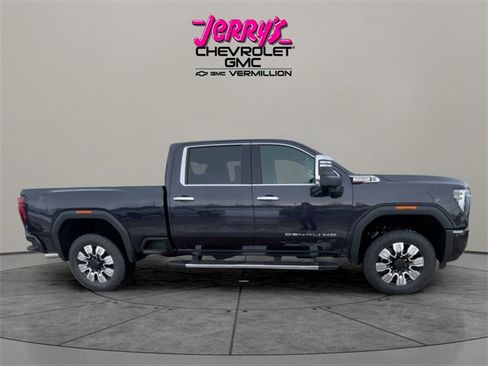 New 2026 GMC Sierra 2500 Denali w/ Denali Reserve Package image 6