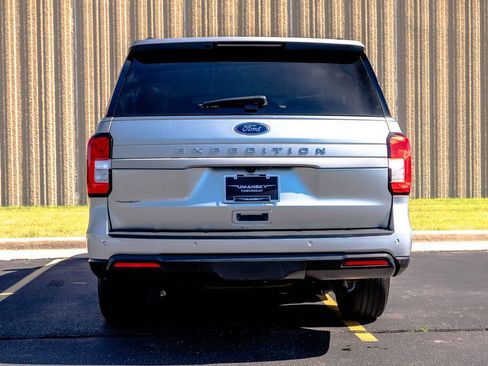 Used 2024 Ford Expedition Max XLT AWD/4WD image 8